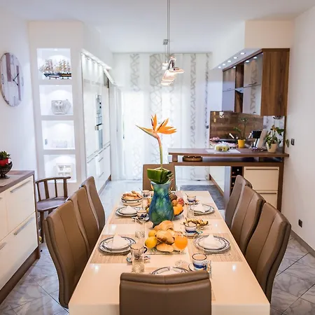 Lct Blue Lions Apartment